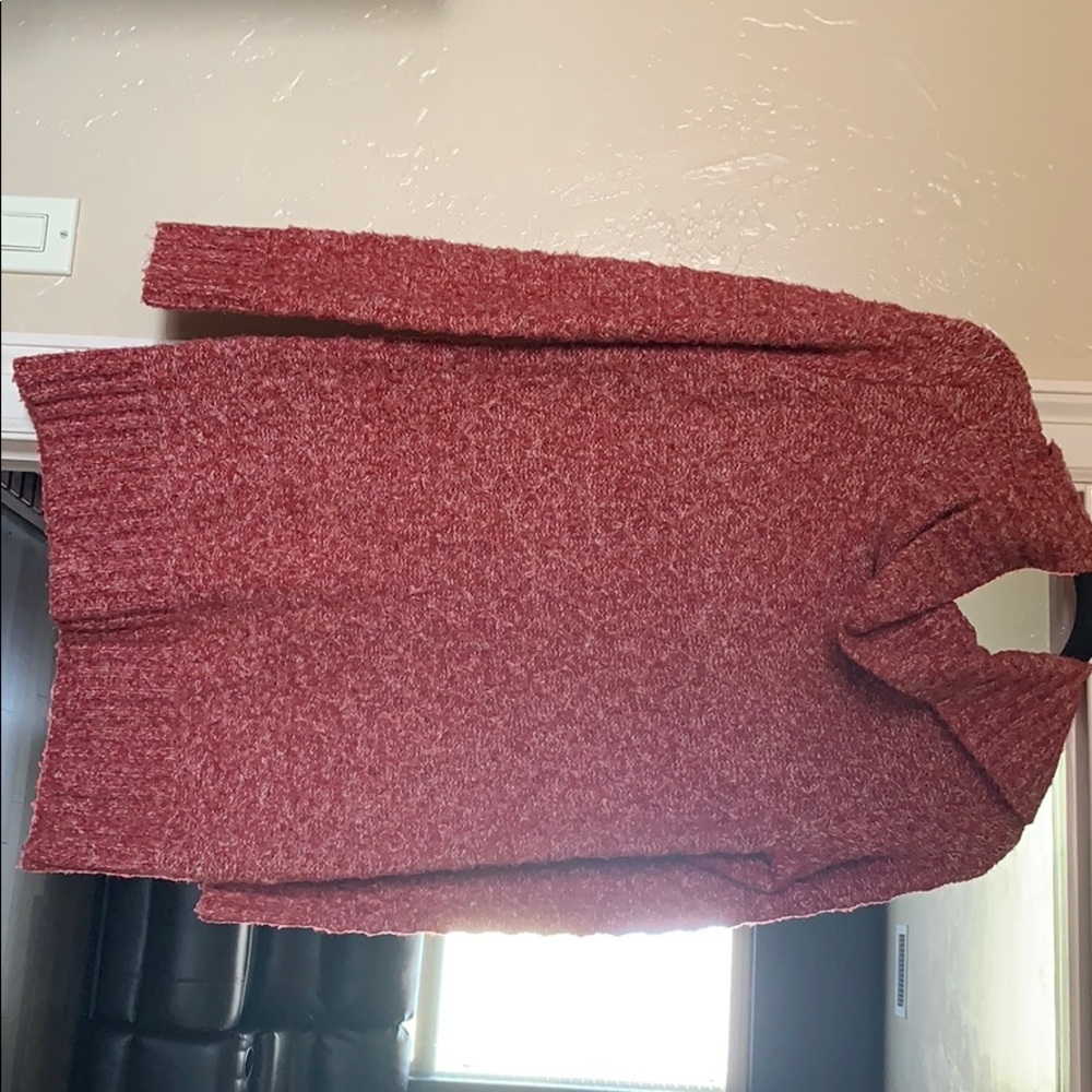 Hem and thread sweater dress